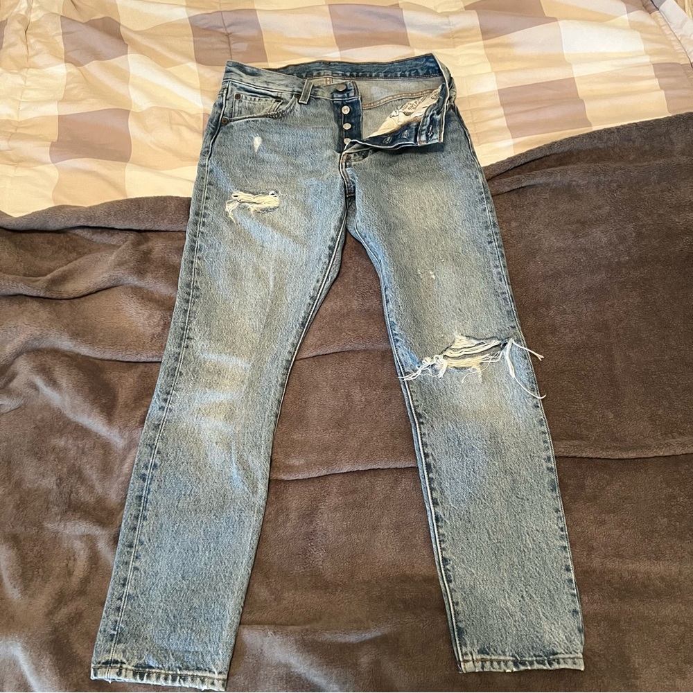 Levi’s 501 ripped skinny jeans